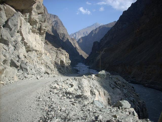 Along the Panj River and afghan border to Khorog (TJ, August 2008)